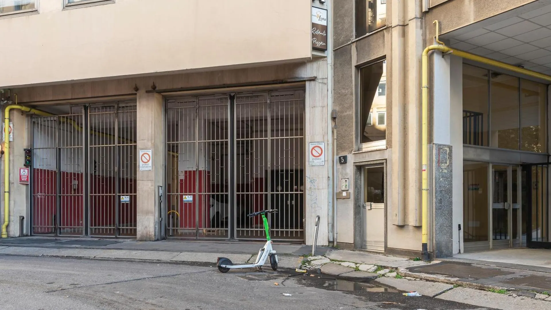 Apartment Centrale Flexyrent - Steps From Train Station Milan