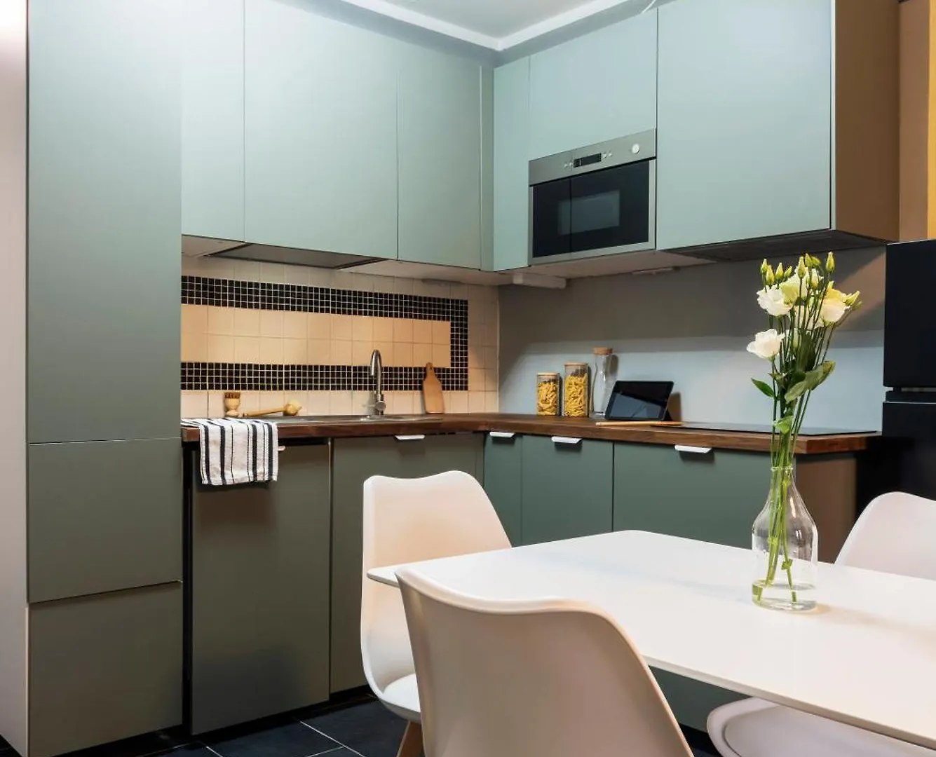 Centrale Flexyrent - Steps From Train Station Milan Apartment
